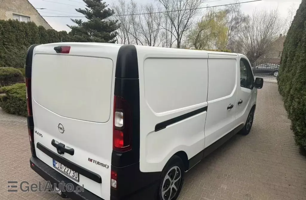 RENAULT Trafic 