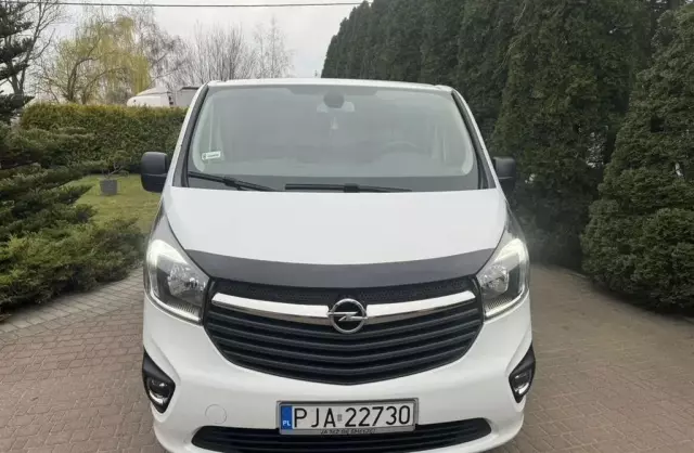 RENAULT Trafic 