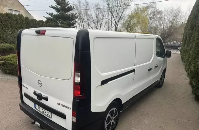 RENAULT Trafic 