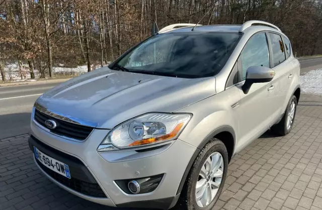 FORD Kuga 