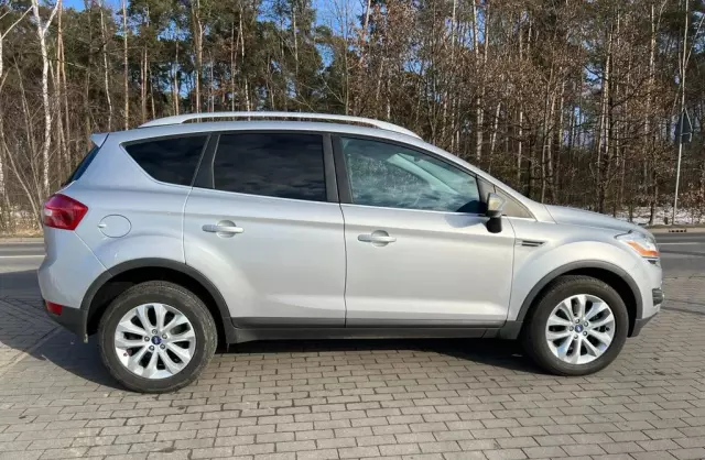 FORD Kuga 