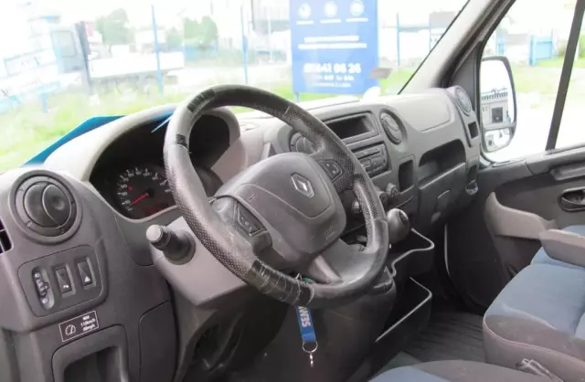 RENAULT Master 
