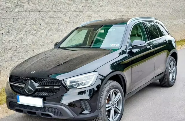 MERCEDES-BENZ GLC 