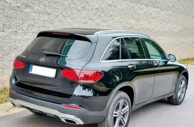 MERCEDES-BENZ GLC 