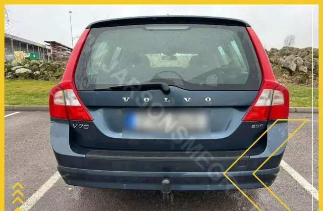 VOLVO V70 
