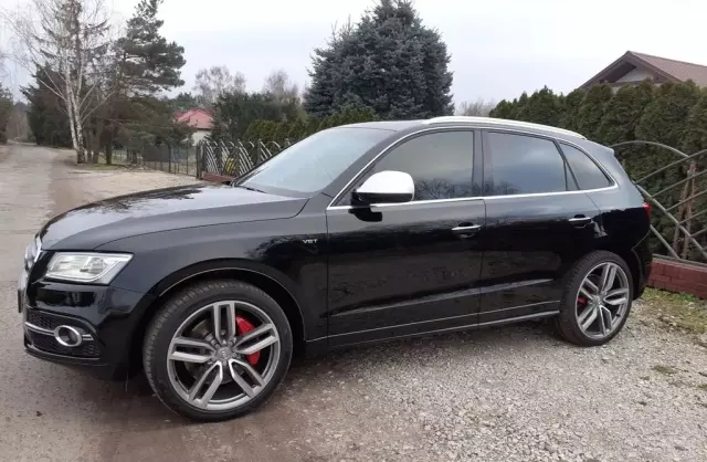 AUDI SQ5 