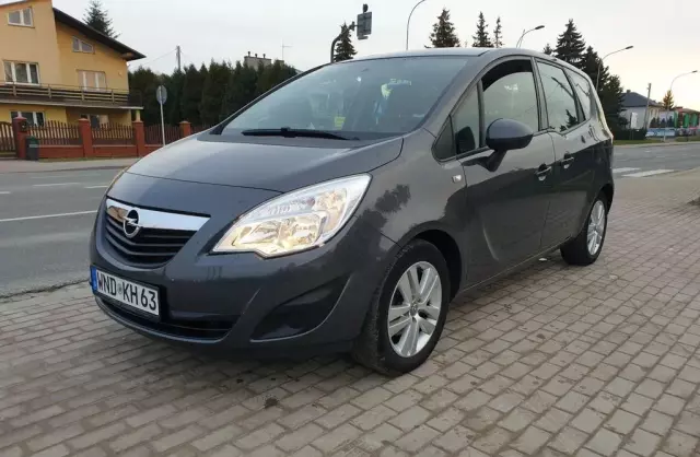 OPEL Meriva 