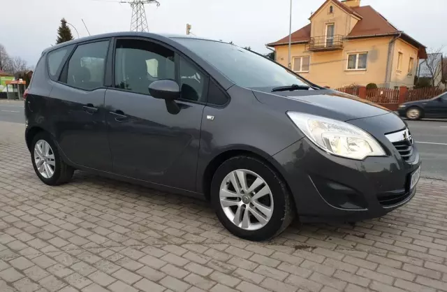 OPEL Meriva 