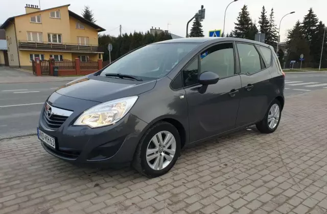 OPEL Meriva 