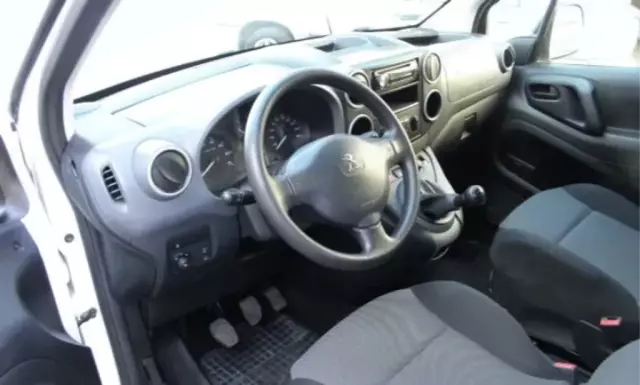 PEUGEOT Partner 