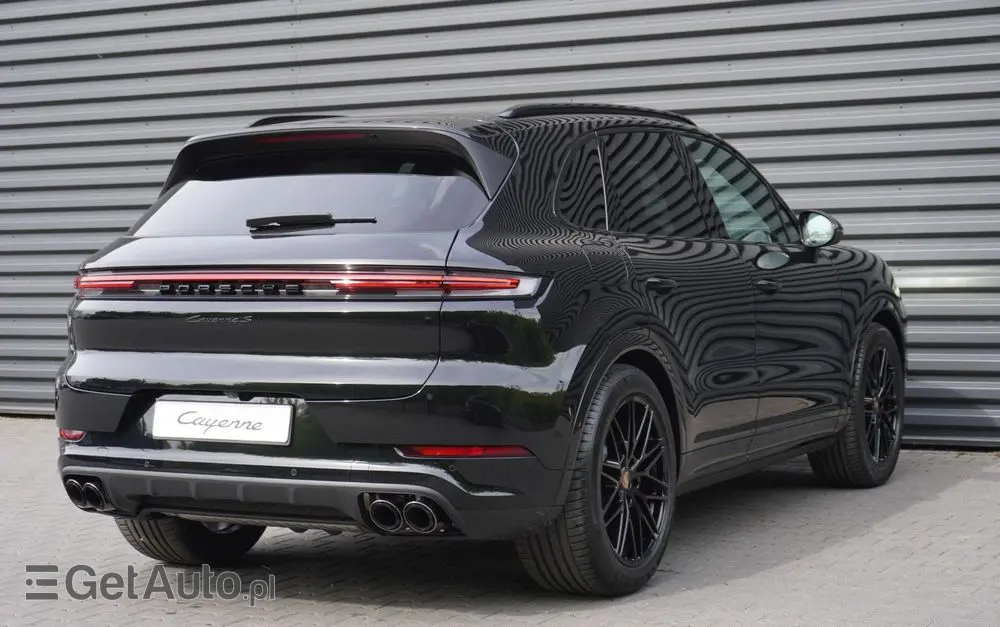 PORSCHE Cayenne S