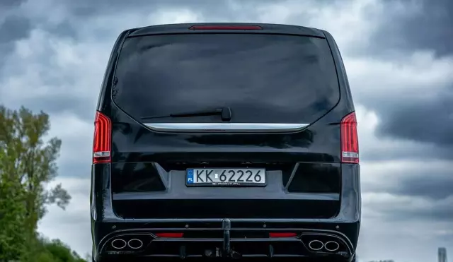 MERCEDES-BENZ Klasa V 