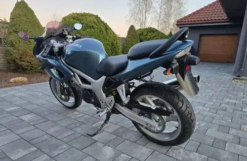 SUZUKI SV 650 