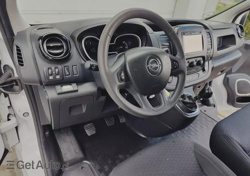 OPEL Vivaro L2H1 125kM 