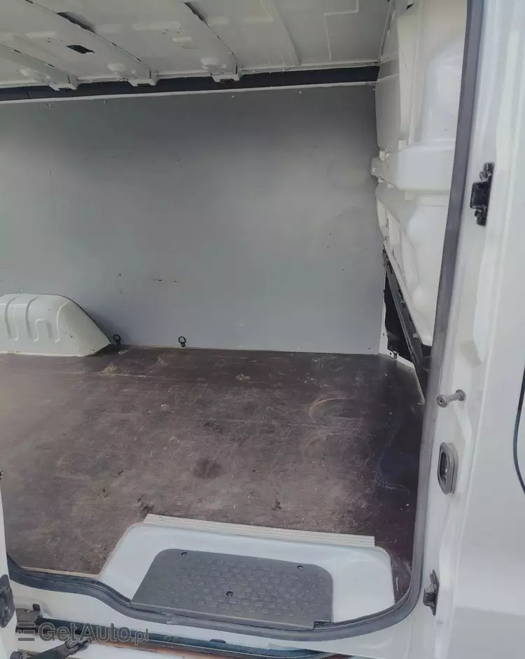 OPEL Vivaro L2H1 125kM 