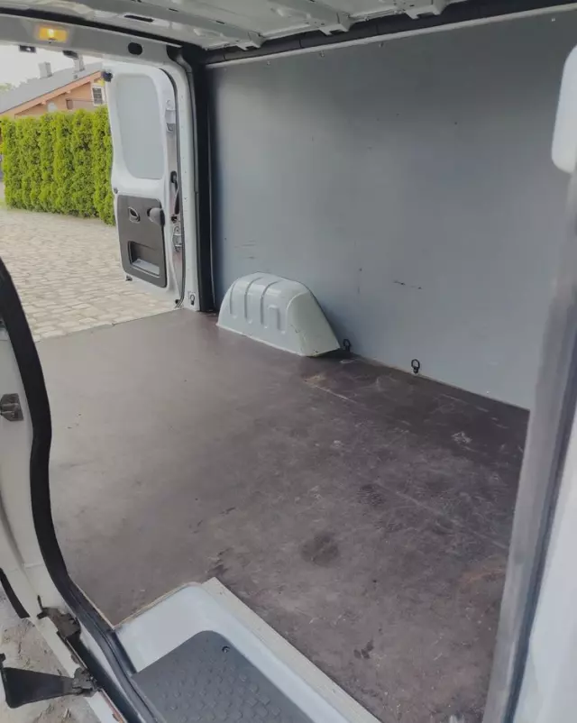 OPEL Vivaro L2H1 125kM 