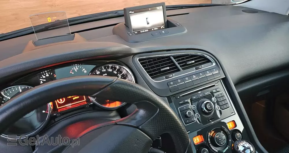 PEUGEOT 5008 2.0 HDi Allure 7os