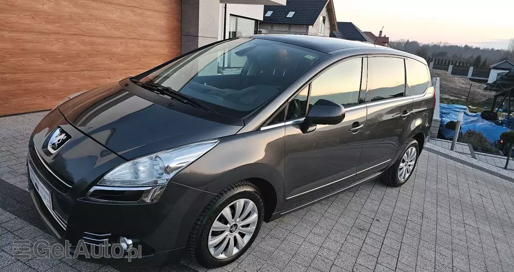 PEUGEOT 5008 2.0 HDi Allure 7os