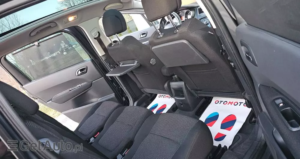PEUGEOT 5008 2.0 HDi Allure 7os