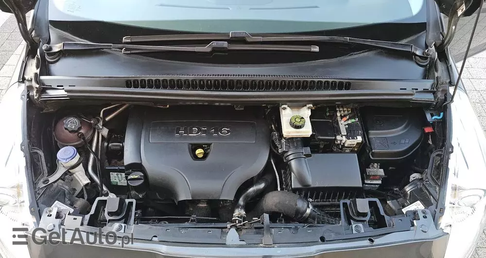 PEUGEOT 5008 2.0 HDi Allure 7os