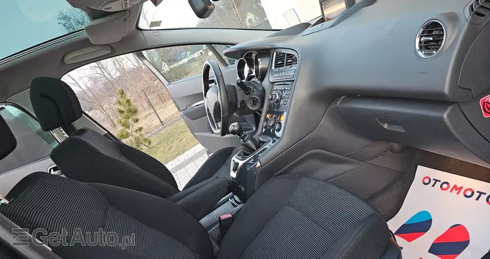 PEUGEOT 5008 2.0 HDi Allure 7os