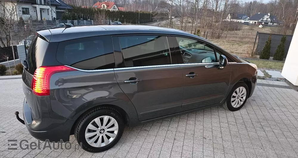 PEUGEOT 5008 2.0 HDi Allure 7os