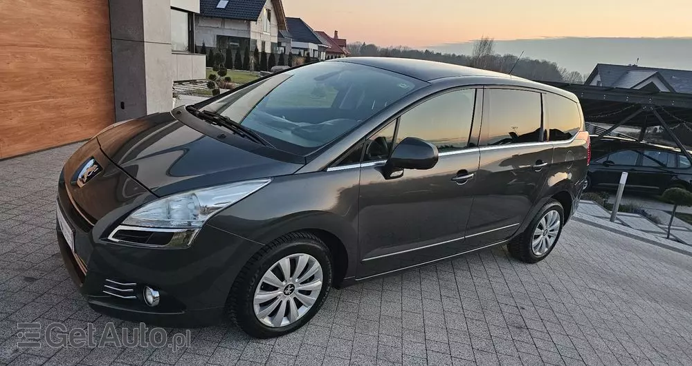 PEUGEOT 5008 2.0 HDi Allure 7os