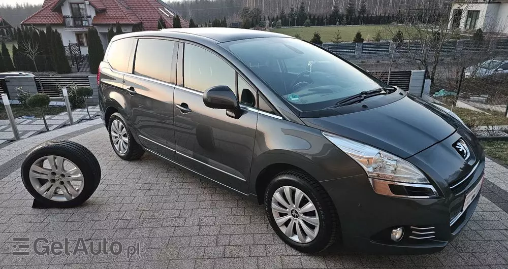 PEUGEOT 5008 2.0 HDi Allure 7os