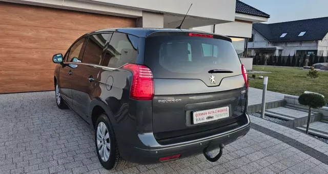 PEUGEOT 5008 2.0 HDi Allure 7os