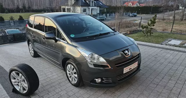 PEUGEOT 5008 2.0 HDi Allure 7os