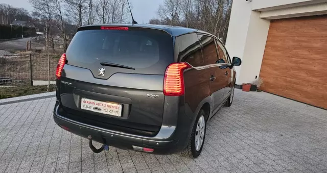 PEUGEOT 5008 2.0 HDi Allure 7os