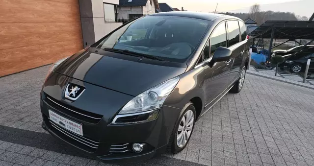 PEUGEOT 5008 2.0 HDi Allure 7os