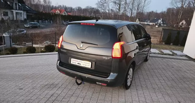 PEUGEOT 5008 2.0 HDi Allure 7os