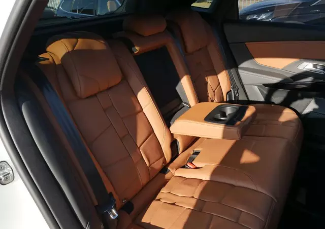 DS AUTOMOBILES DS 7 Crossback 1.6 E-Tense 4x4 Opera