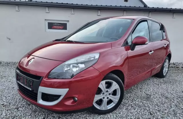 RENAULT Scenic 