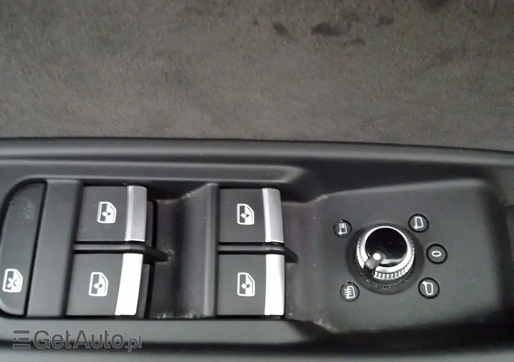 AUDI A4 Avant 35 TDI S tronic