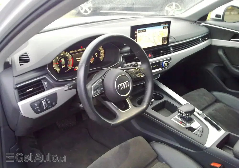 AUDI A4 Avant 35 TDI S tronic