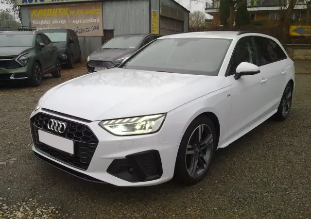 AUDI A4 Avant 35 TDI S tronic