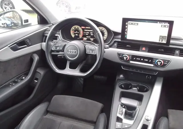 AUDI A4 Avant 35 TDI S tronic