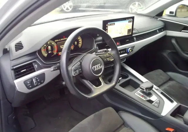 AUDI A4 Avant 35 TDI S tronic