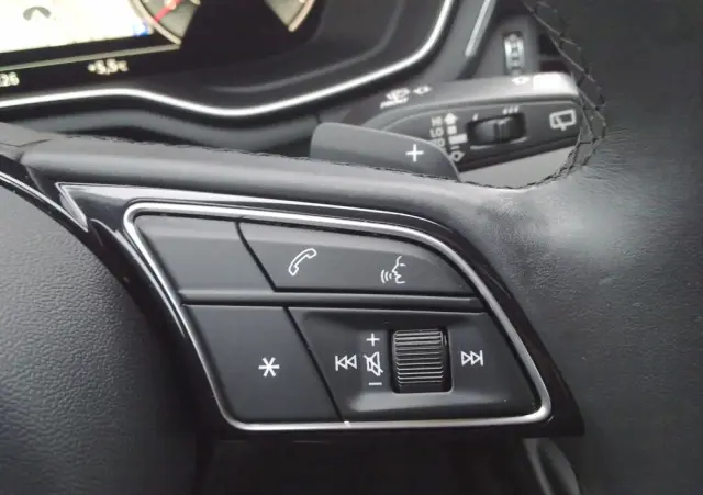 AUDI A4 Avant 35 TDI S tronic