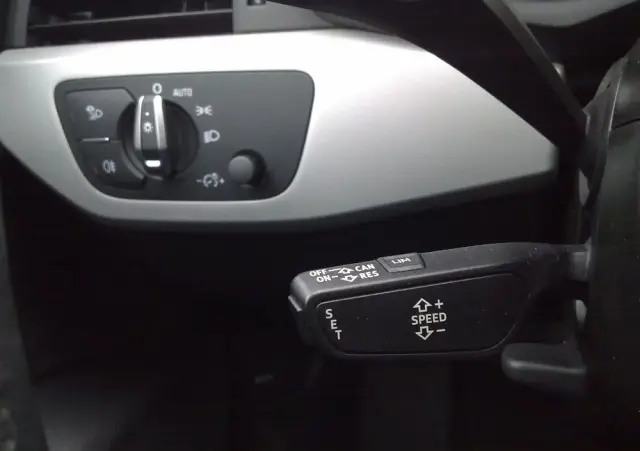 AUDI A4 Avant 35 TDI S tronic