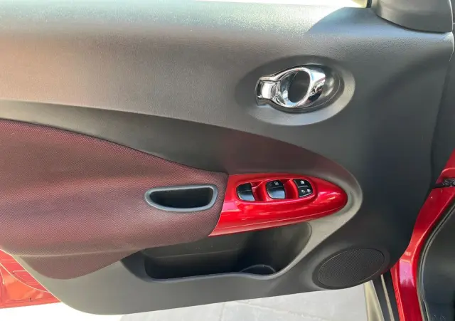 NISSAN Juke 1.6 CVT Acenta