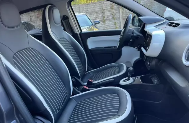 RENAULT Twingo 
