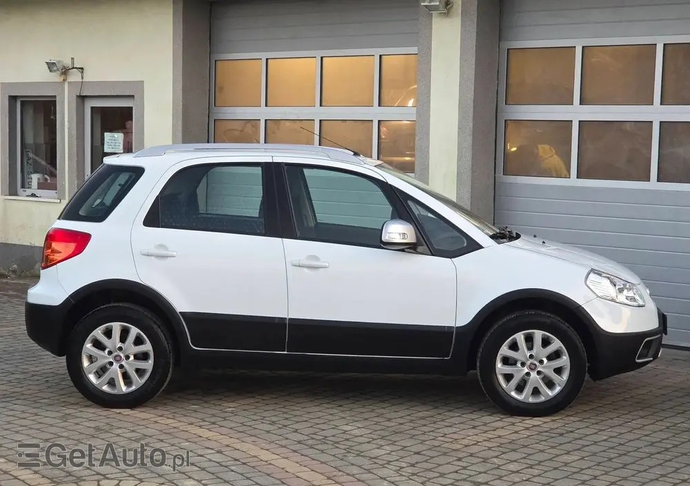 FIAT Sedici 1.6 16V 4x4 Dynamic
