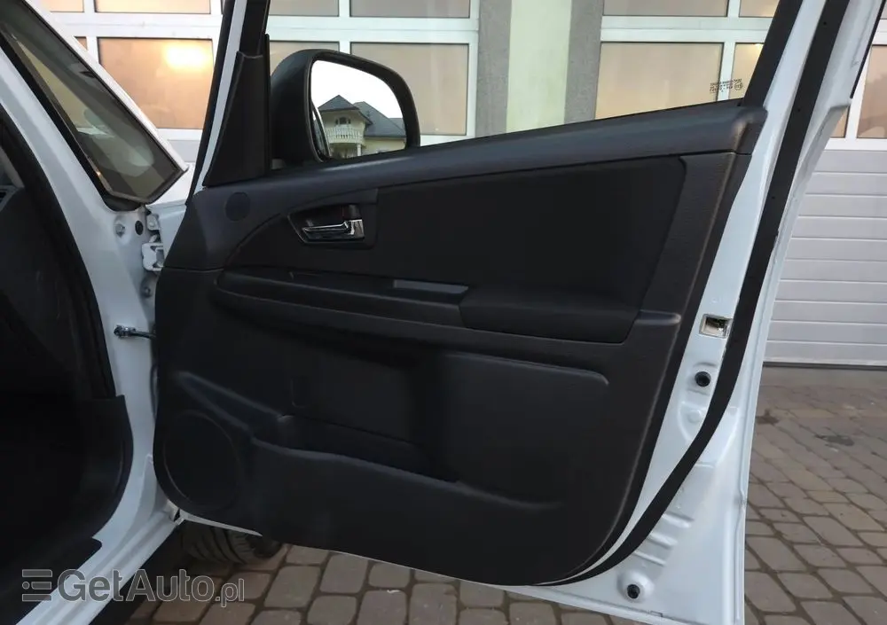 FIAT Sedici 1.6 16V 4x4 Dynamic