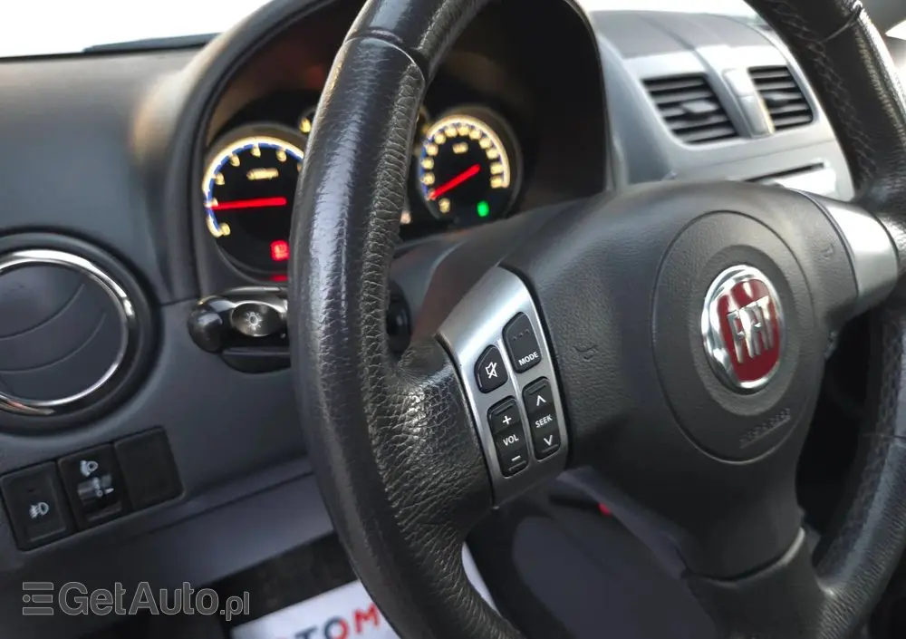 FIAT Sedici 1.6 16V 4x4 Dynamic