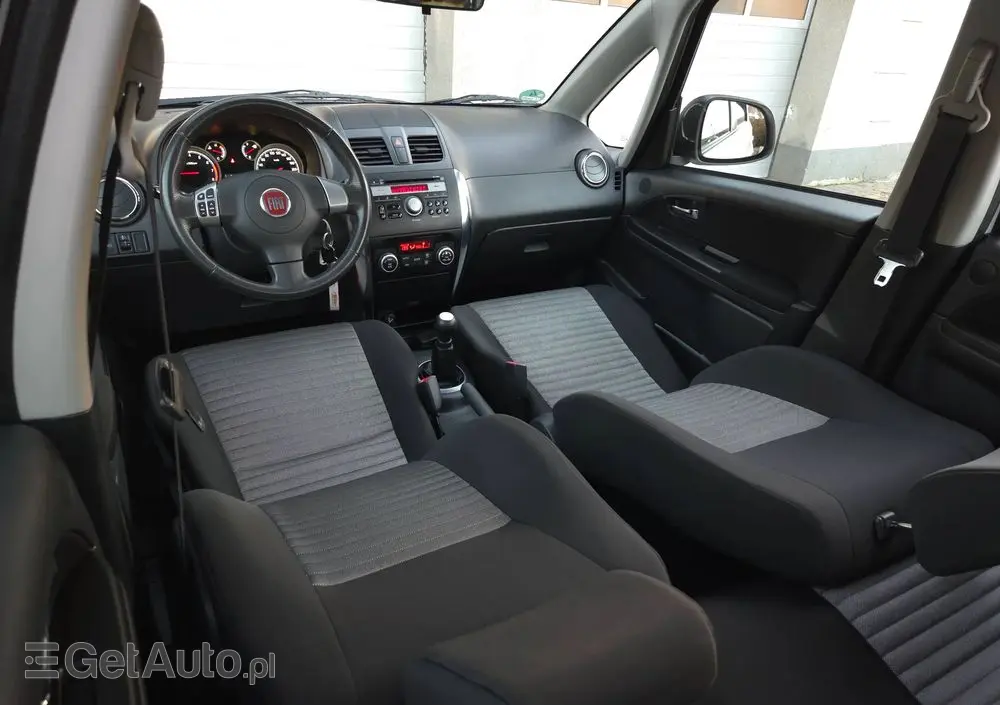 FIAT Sedici 1.6 16V 4x4 Dynamic