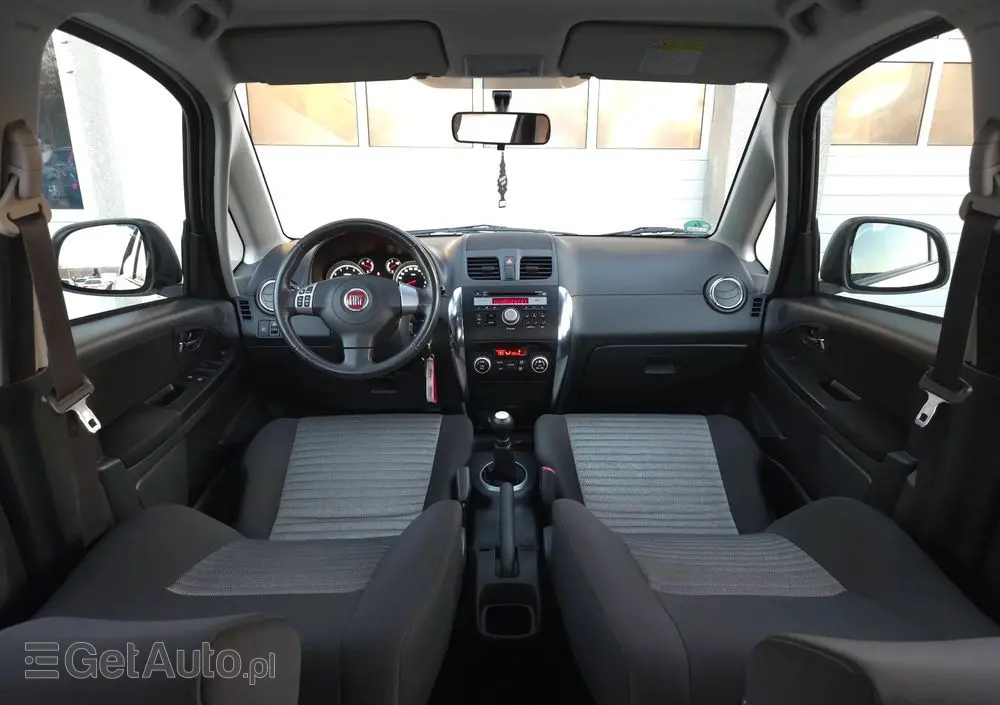 FIAT Sedici 1.6 16V 4x4 Dynamic