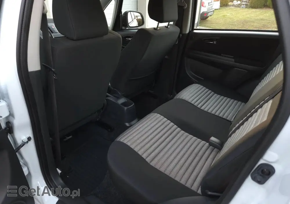 FIAT Sedici 1.6 16V 4x4 Dynamic